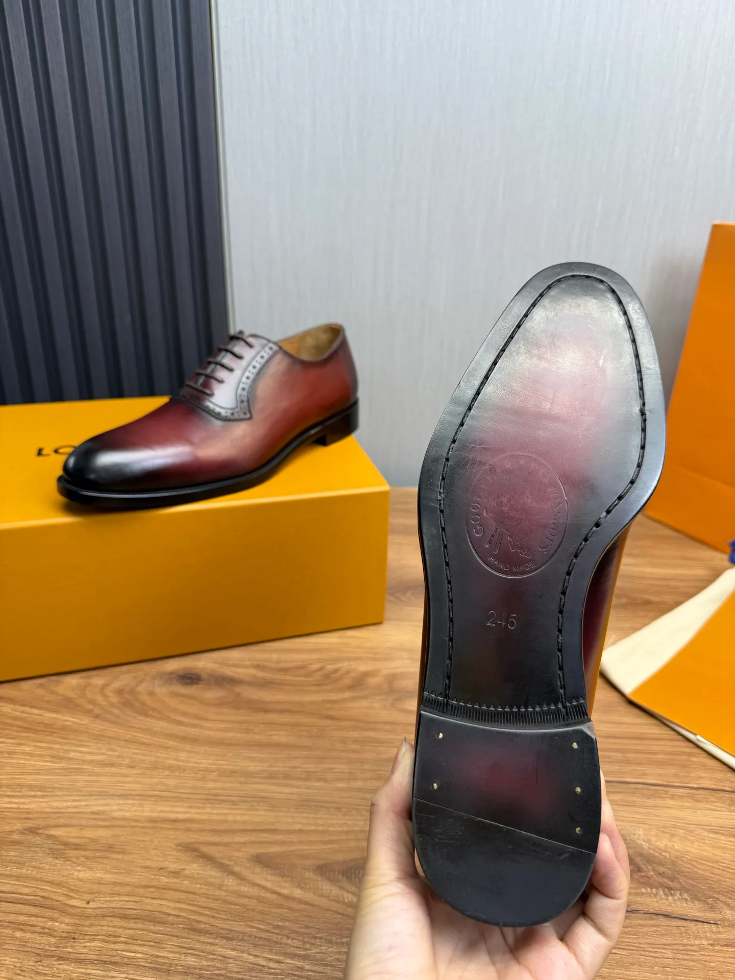 Men's shoes💰760💰 LV. Men's business casual leather shoes, 1:1 shipment ⬆️Luxurious and noble👞All imported original brand leather, just to create a more comfortable wearing experience, upper: original cowhide ➕Imported full cow lining, original leather outsole ✔️36-45 (38.45 non-refundable)
